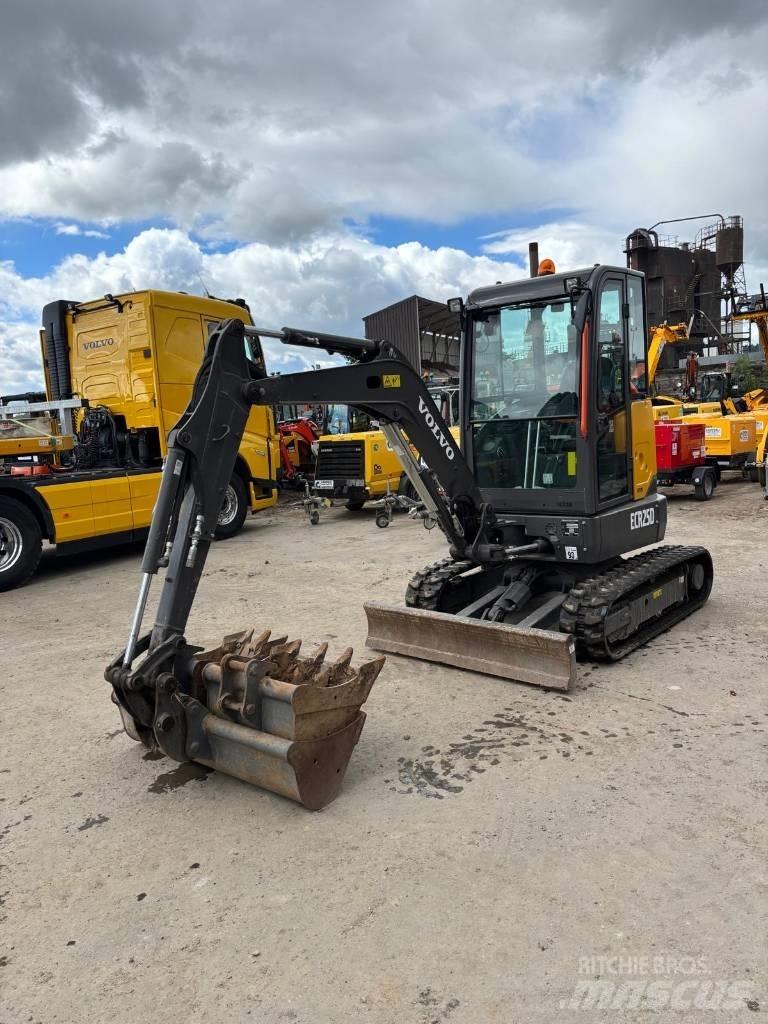 Volvo ECR 25 D Minibagger < 7t