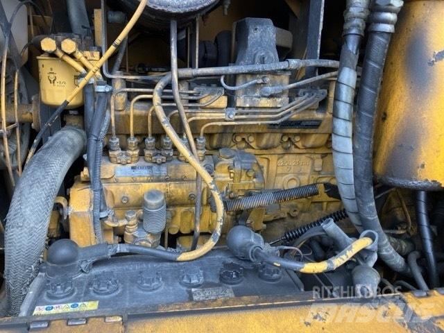 Komatsu GD 405 A-2 Grader