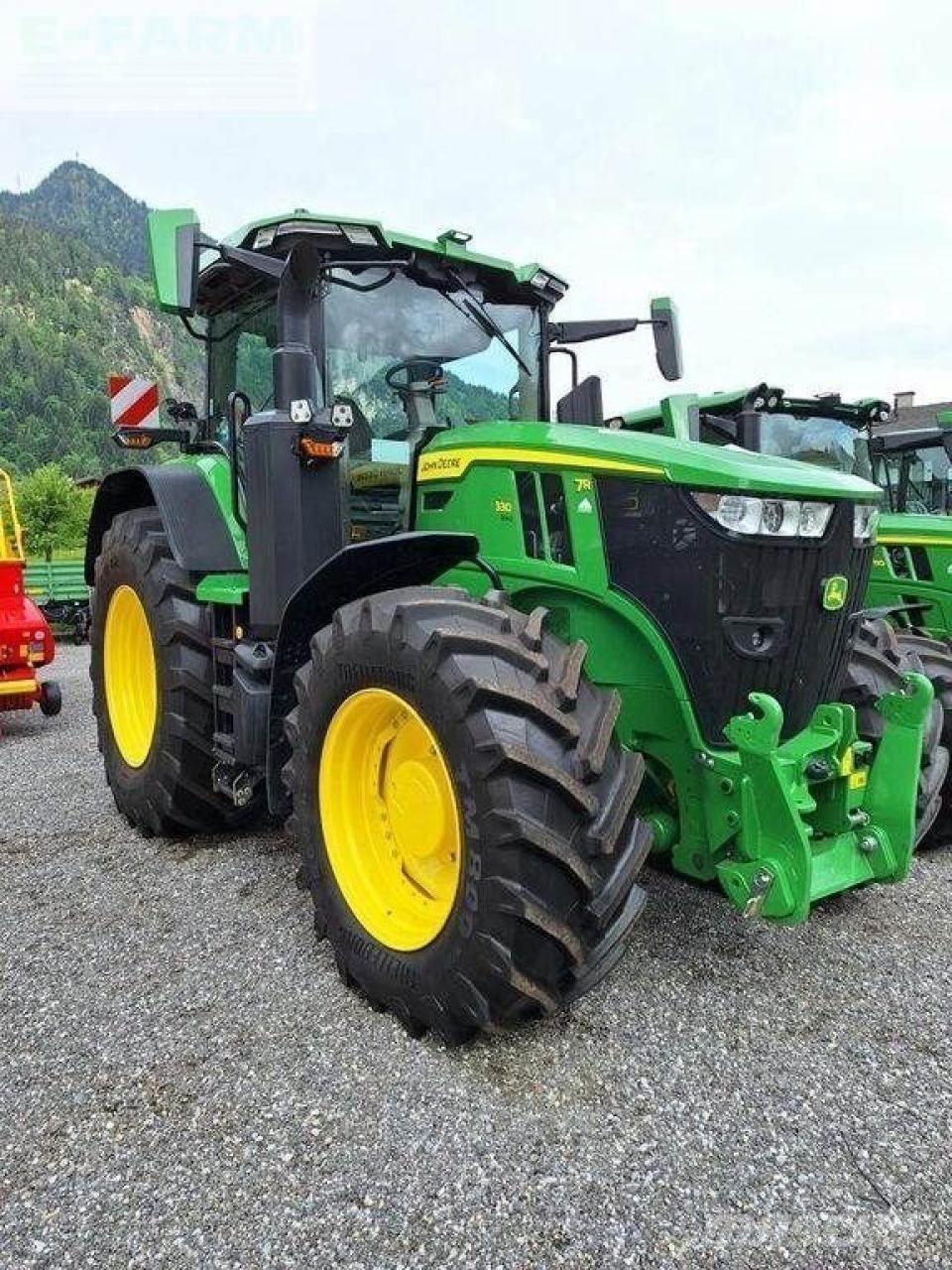 John Deere 7r 330 Traktoren
