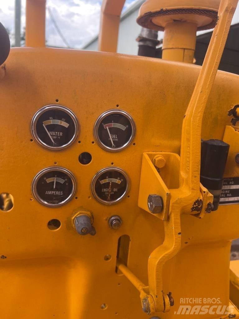 Allis Chalmers HD6B Bulldozer