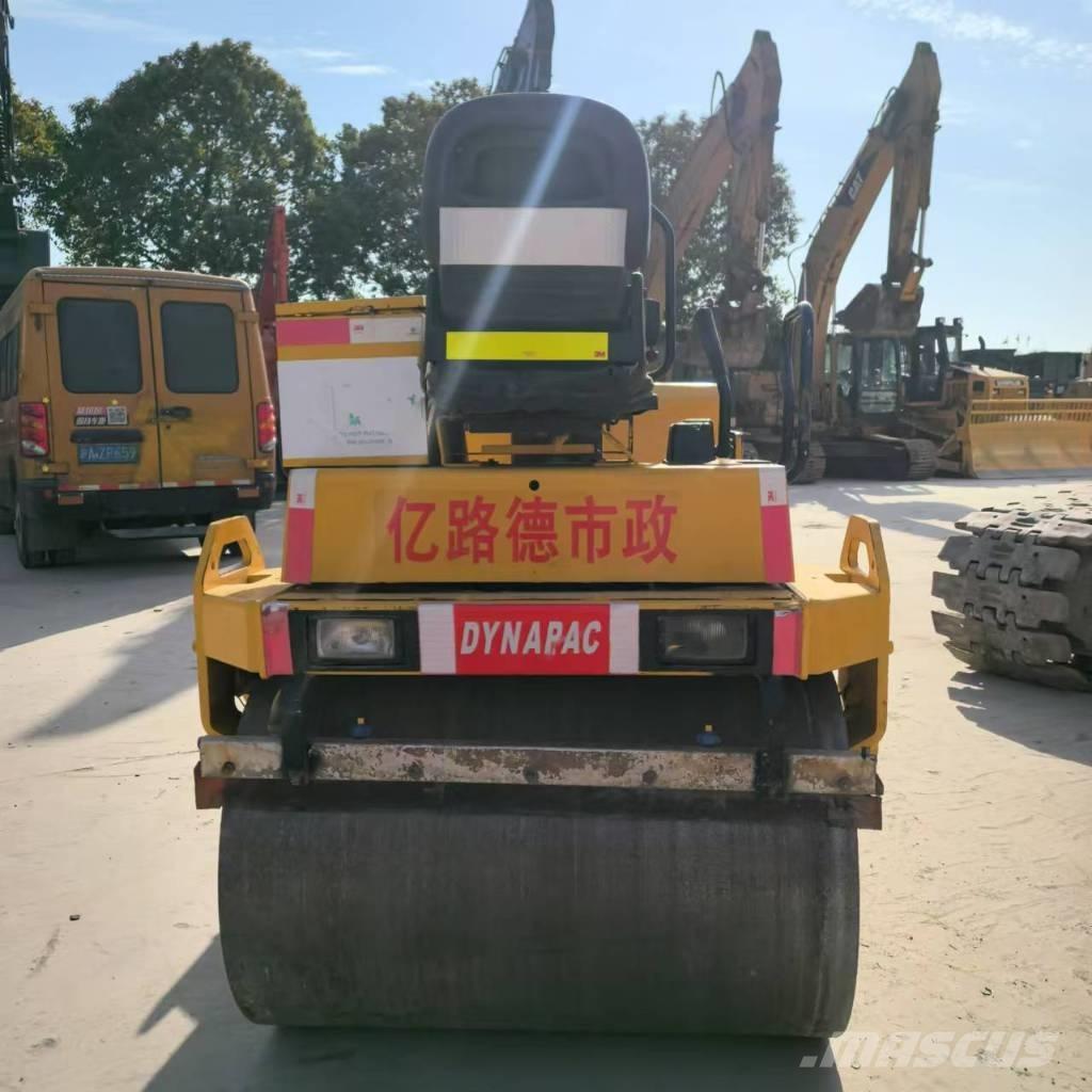 Dynapac CC 142 Tandemwalzen
