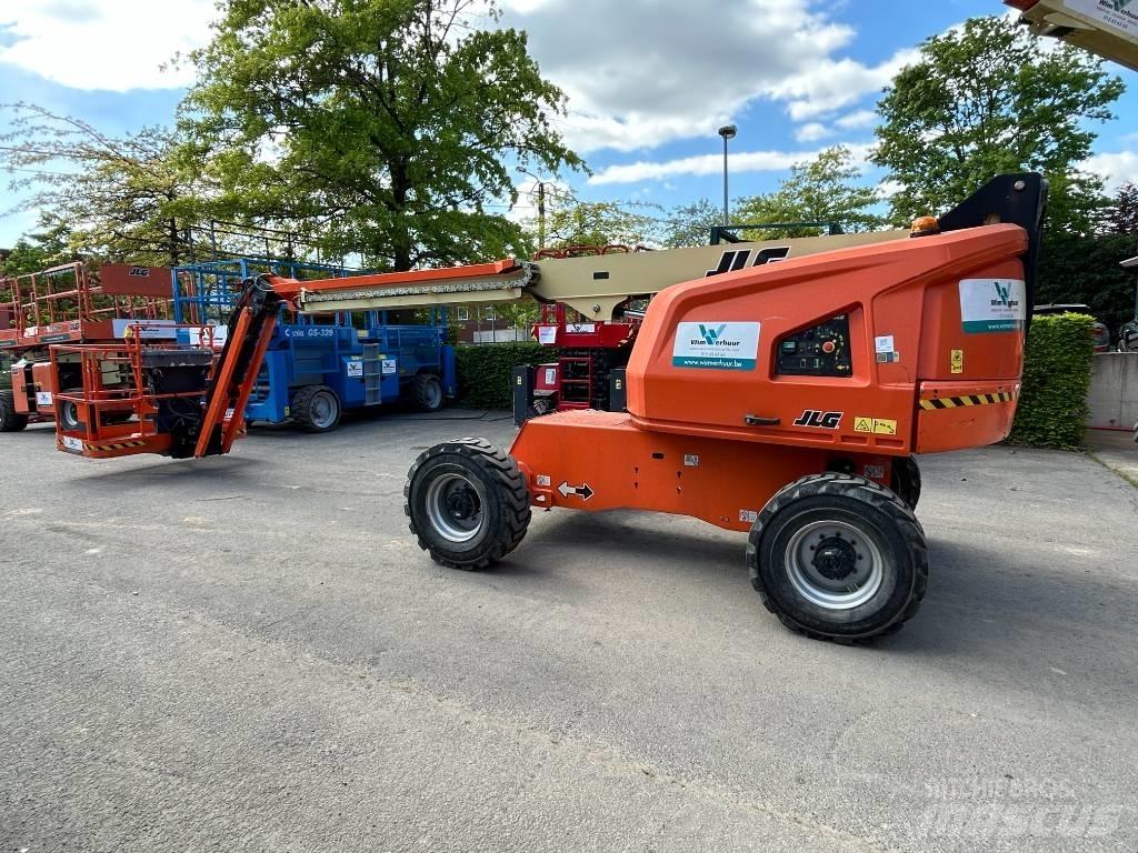 JLG 460 SJ Teleskopbühnen