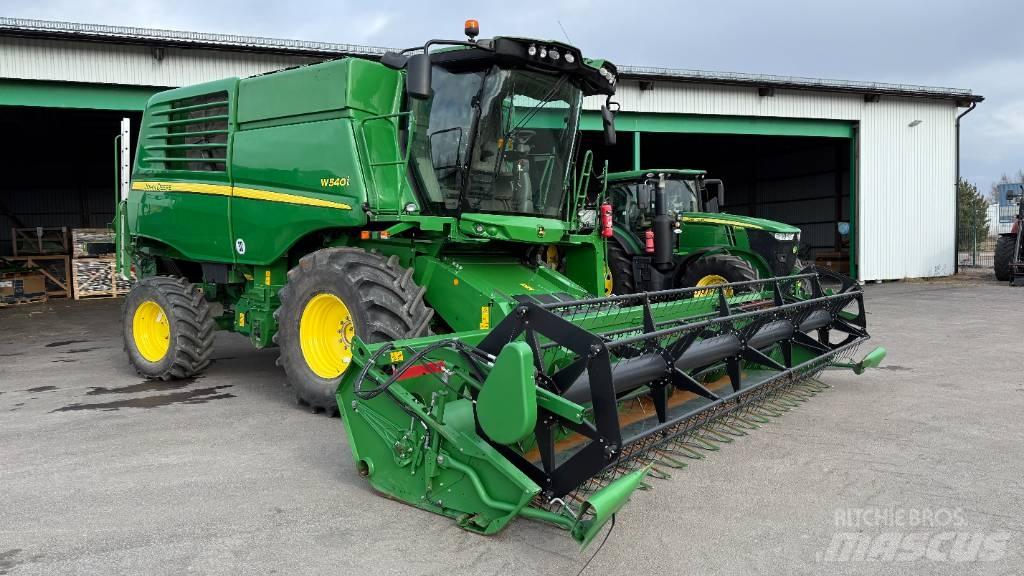 John Deere W 540 Mähdrescher