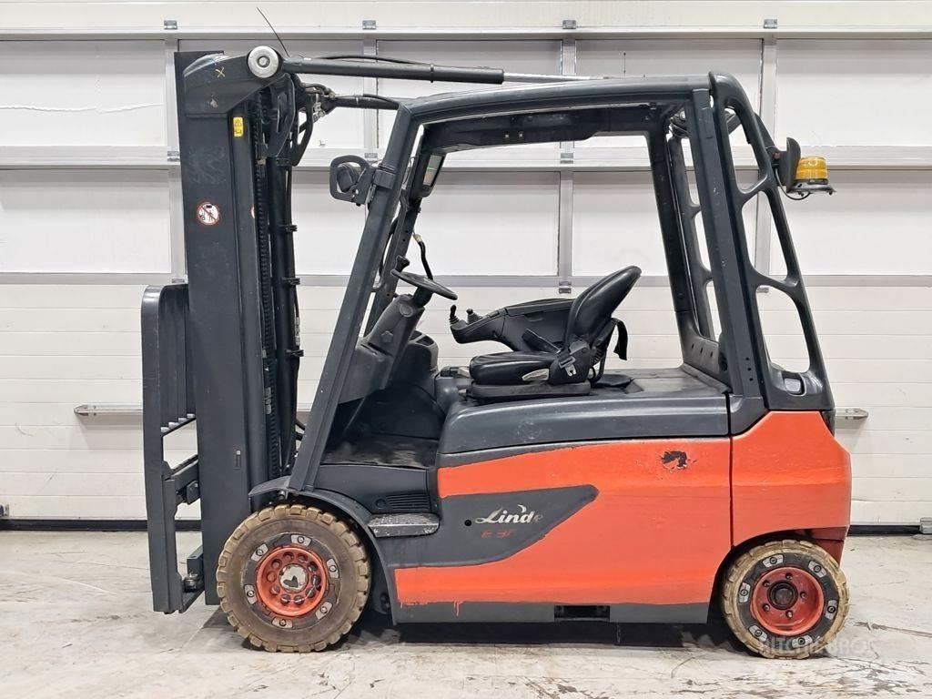 Linde E30L-01 Elektrische heftrucks