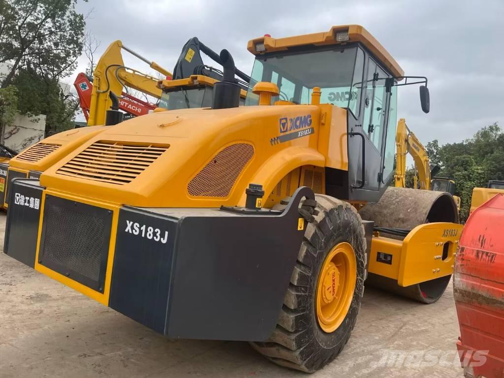 XCMG XS 183J Walzenzüge