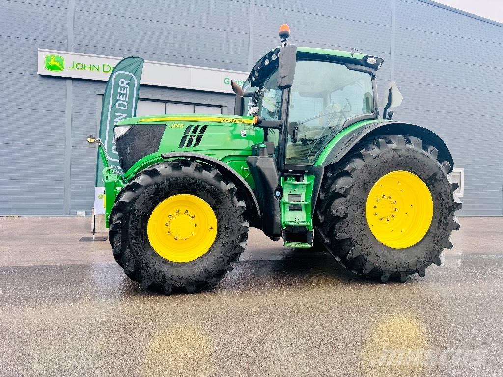 John Deere 6215 R Traktoren