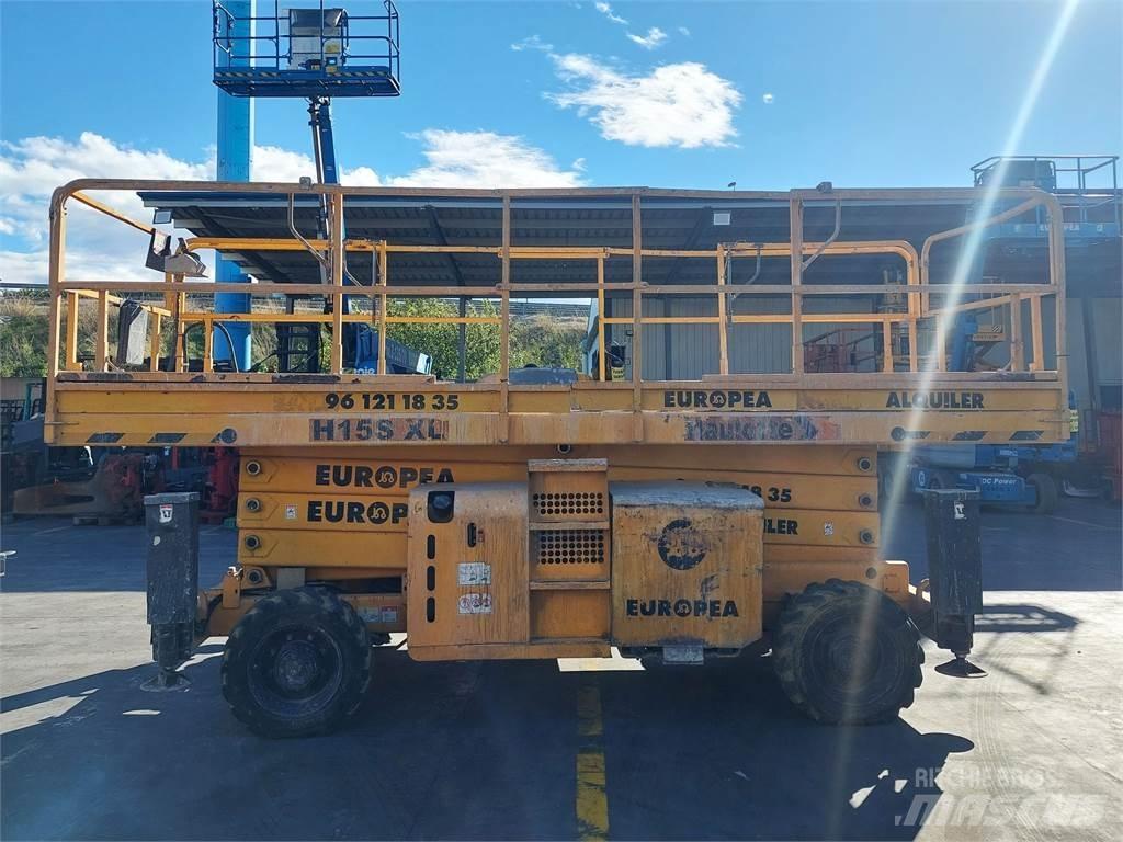 Haulotte H15SXL Scheren-Arbeitsbühnen