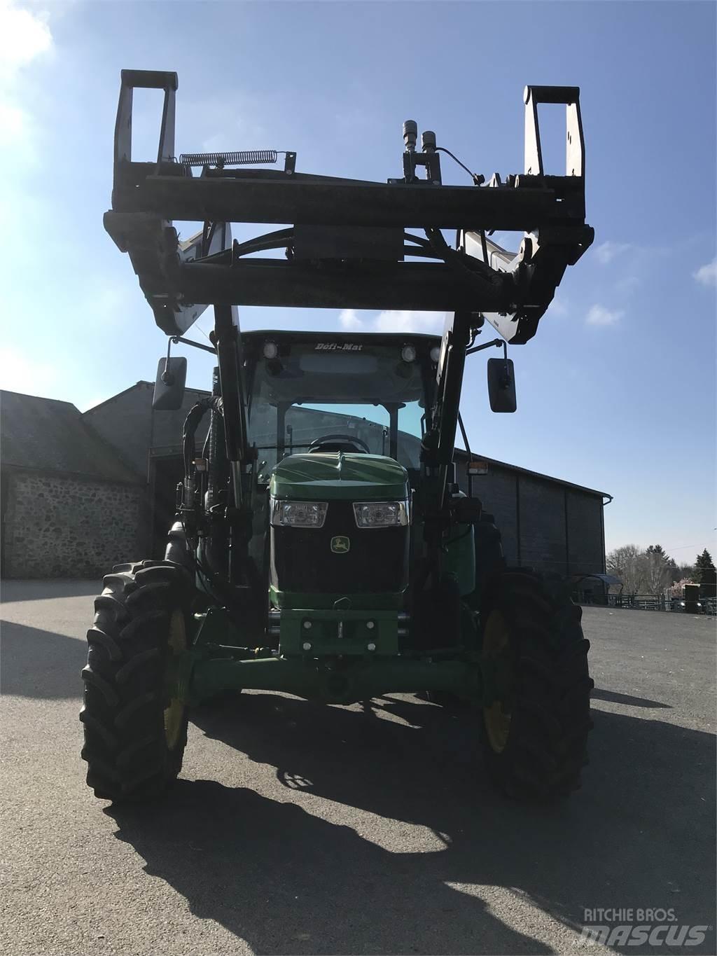 John Deere 5075 E Traktoren