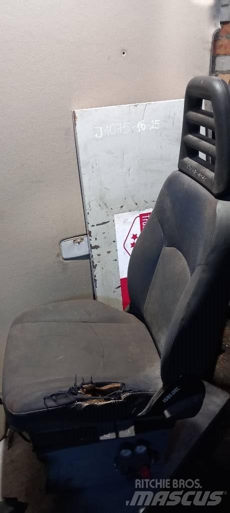 Iveco Daily.     3802247 Kabinen