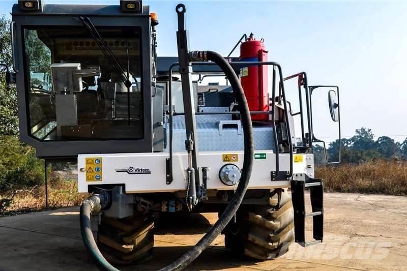 Wirtgen WR2400 Andere Fahrzeuge