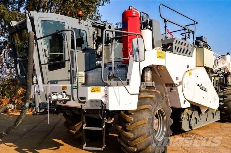 Wirtgen WR2400 Andere Fahrzeuge