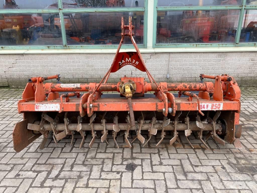  Grazioli RE 4 F 250 Sonstige Landmaschinen