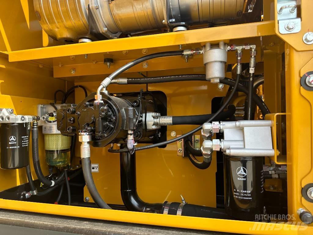 Sany SY215 Raupenbagger