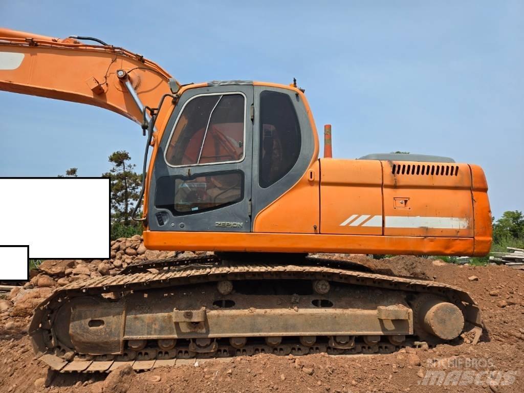 Doosan DX 220 LCA Raupenbagger