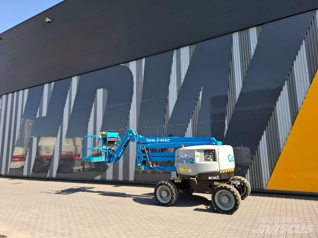 Genie Z 45 Gelenkteleskoparbeitsbühnen