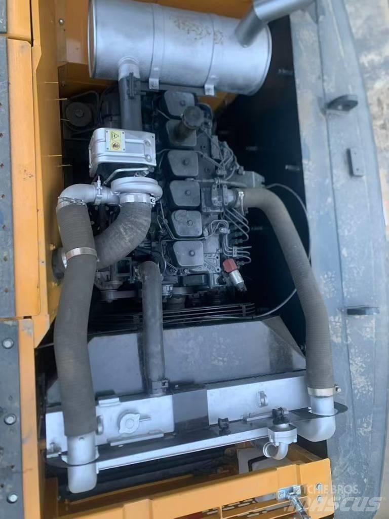 Hyundai R220LC-9S Raupenbagger