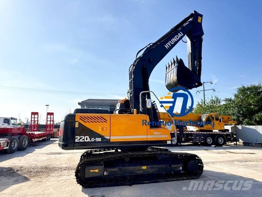 Hyundai R220LC-9S Raupenbagger
