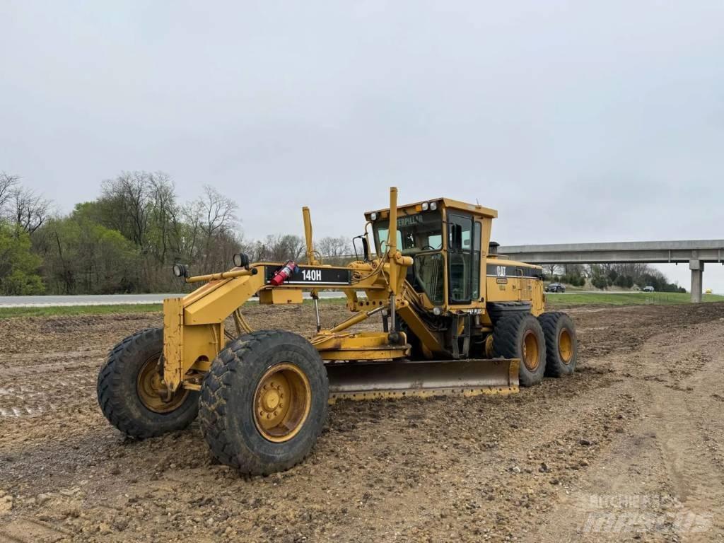 CAT 140H Grader