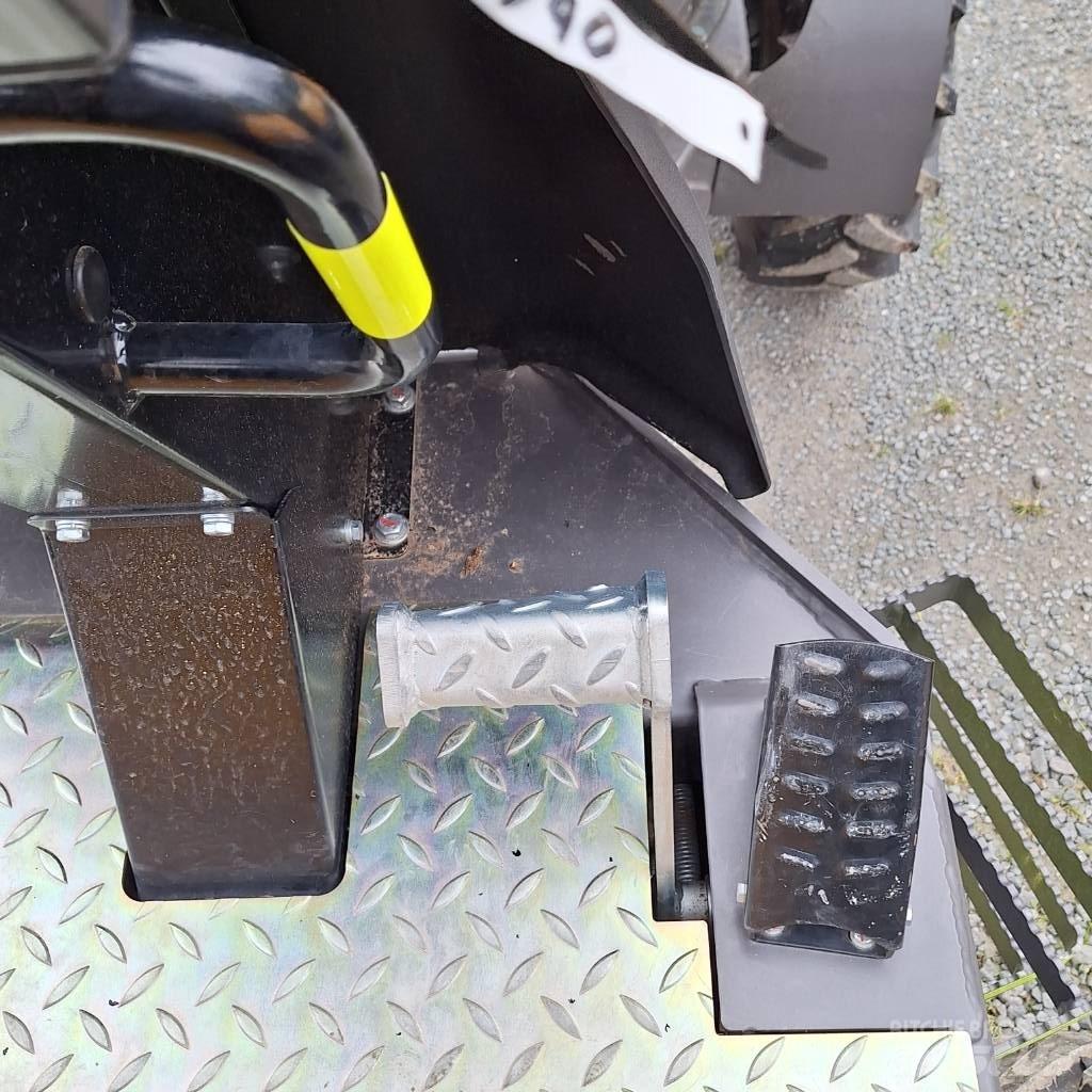 Mecalac Ta2 SEH Dumper - Knickgelenk
