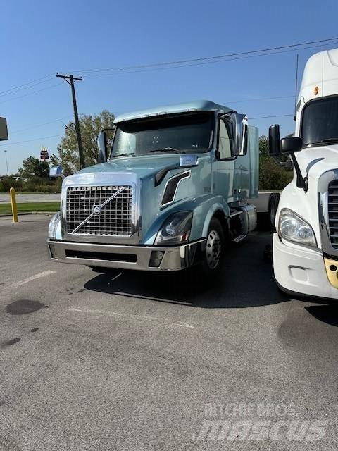 Volvo VNL 430 Sattelzugmaschinen