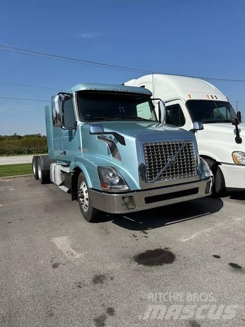 Volvo VNL 430 Sattelzugmaschinen
