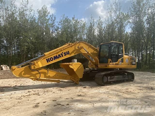 Komatsu PC200-8 Raupenbagger
