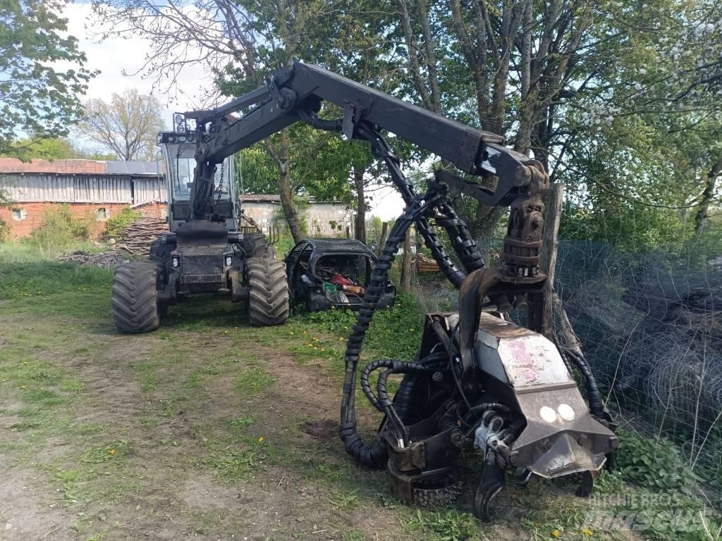 Logset 5 H Harvester