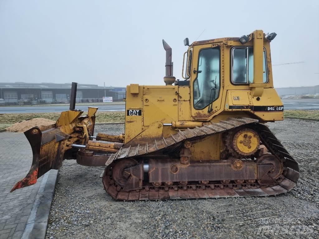 CAT D 4 H Bulldozer