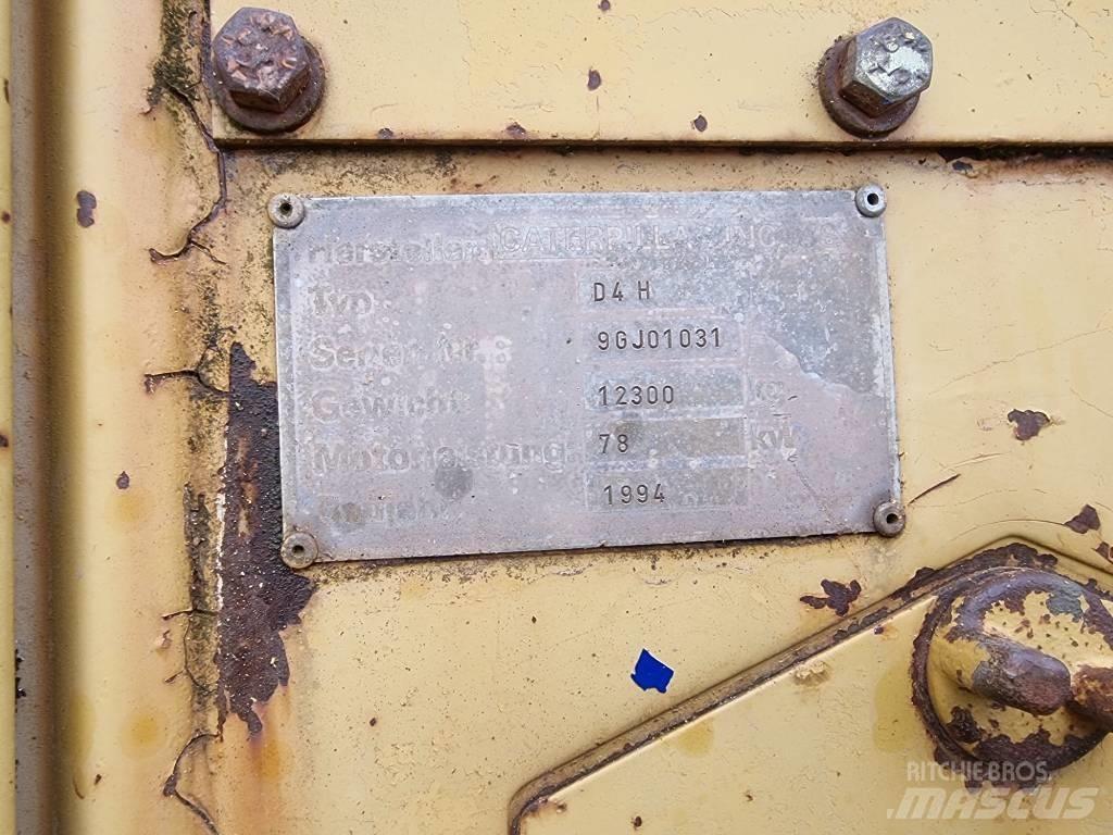 CAT D 4 H Bulldozer