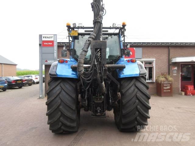 Valtra T202D Traktoren