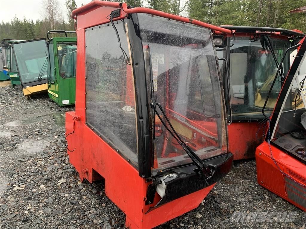 Komatsu 901TX Kabinen