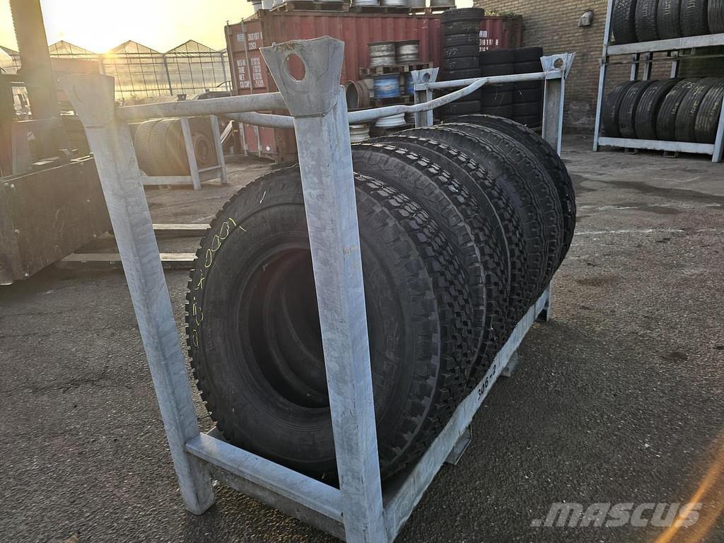  Several 1000 X 20 Anhänger-Wechselfahrgestell