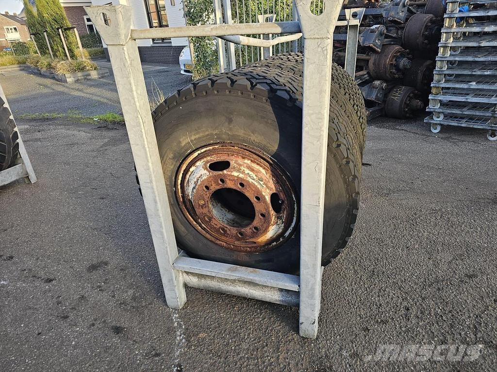  Several 1000 X 20 Anhänger-Wechselfahrgestell