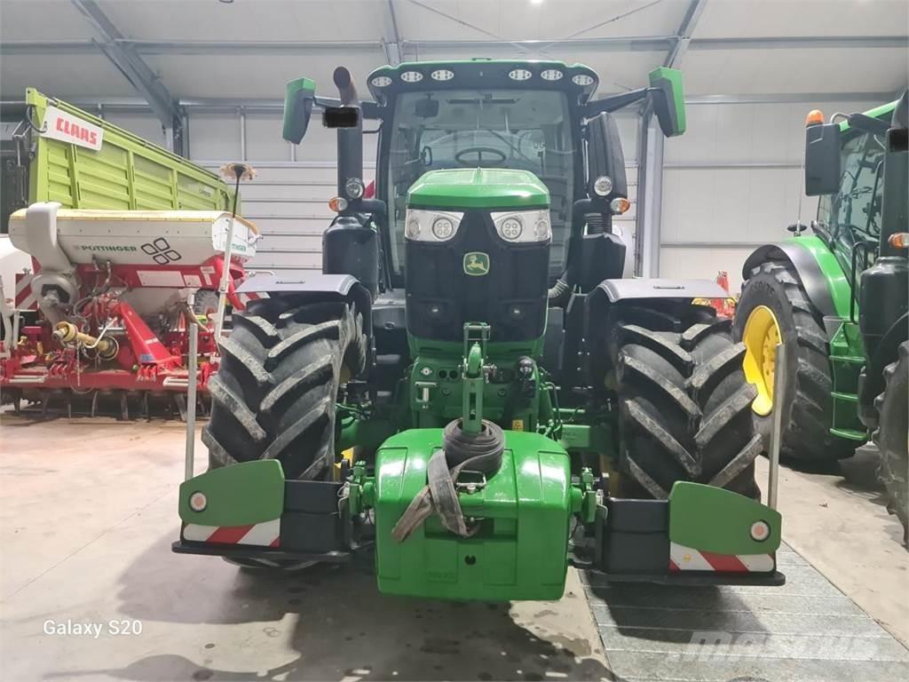 John Deere 6R 230 Traktoren