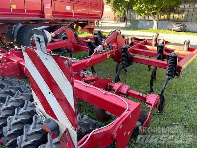Horsch Tiger 4 AS Meißelgrubber