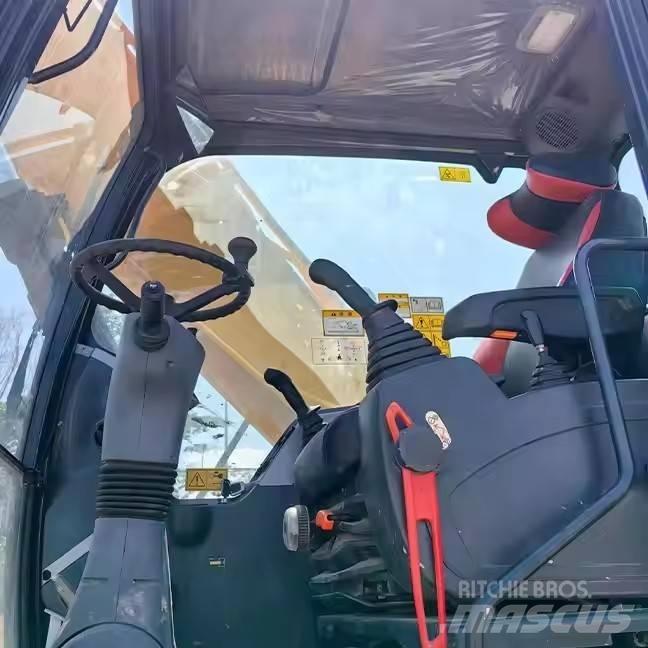 Hyundai 210WVS Mobilbagger