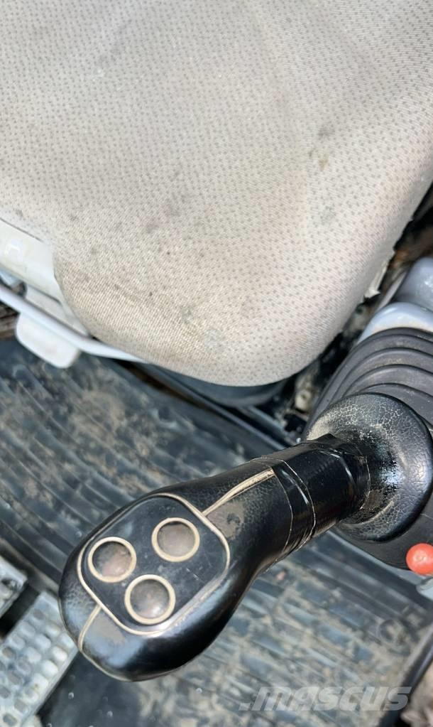 Hitachi ZX 135 US-6 Raupenbagger