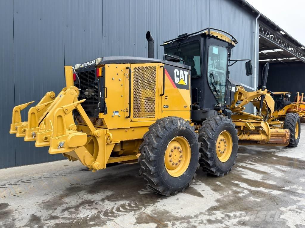 CAT 140M - LOW HOURS Grader