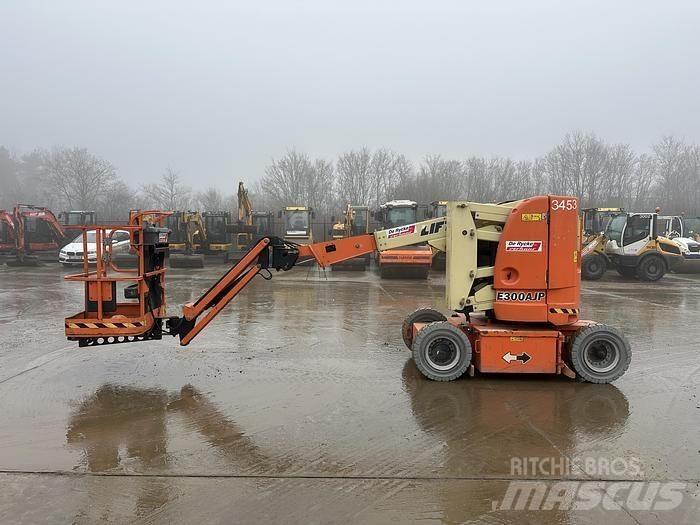 JLG E300AJP Andere Arbeitsbühnen