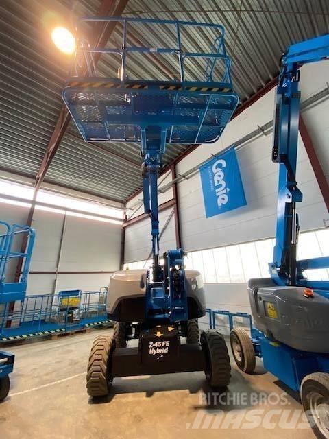 Genie Z45 FE Gelenkteleskoparbeitsbühnen