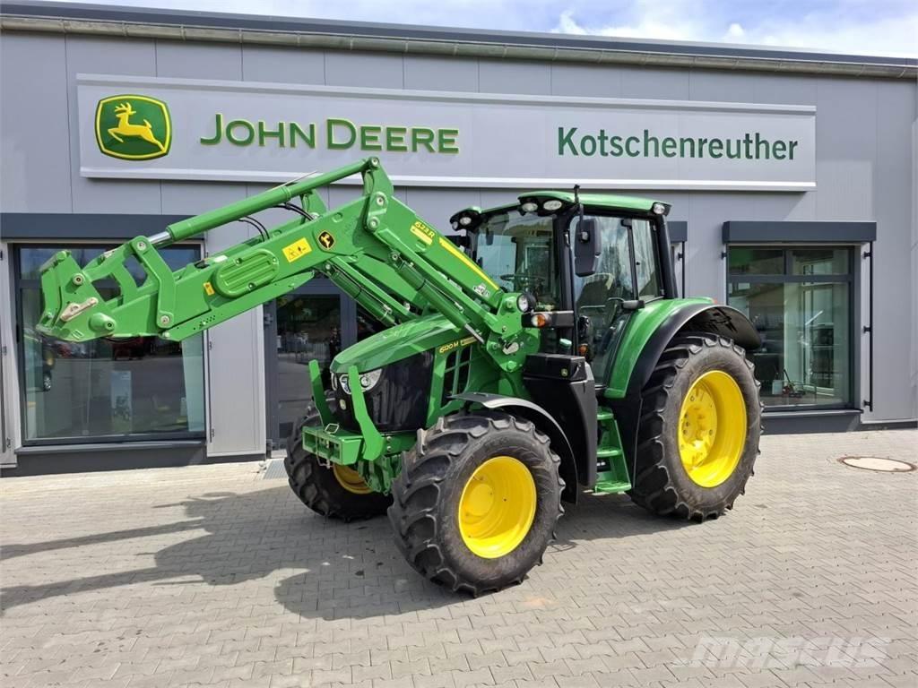 John Deere 6120M Traktoren