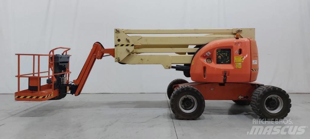 JLG 450 AJ Gelenkteleskoparbeitsbühnen