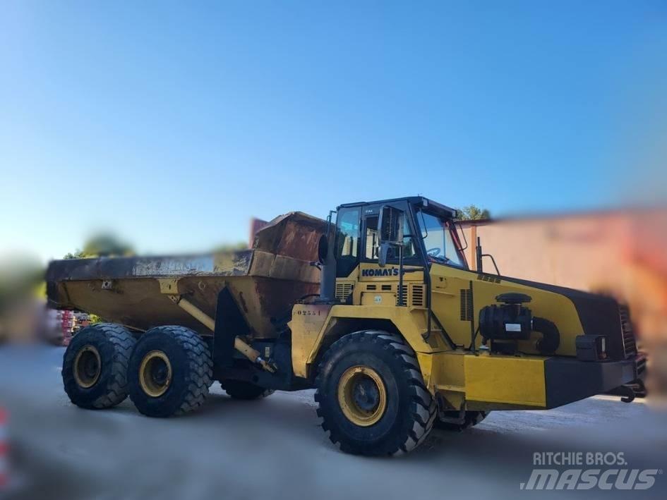 Komatsu HM 300 Dumper - Knickgelenk