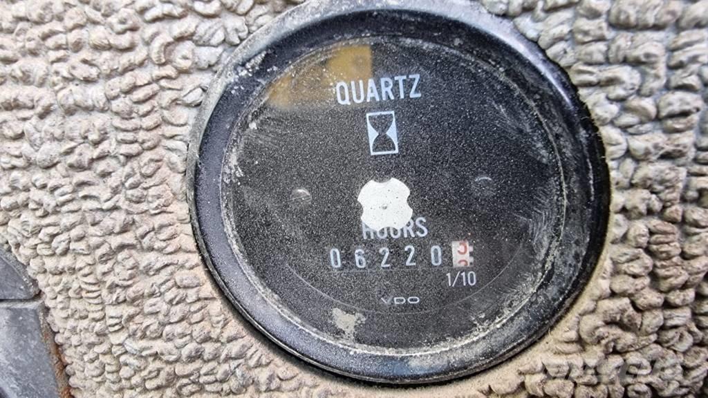 Champion 726 A Grader