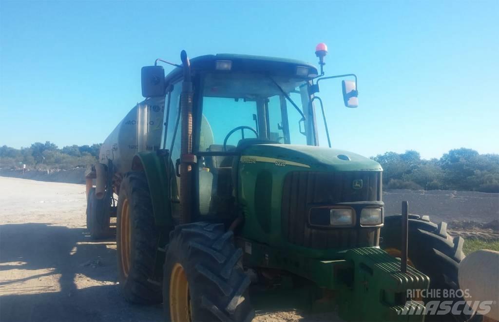 John Deere 6220 Traktoren
