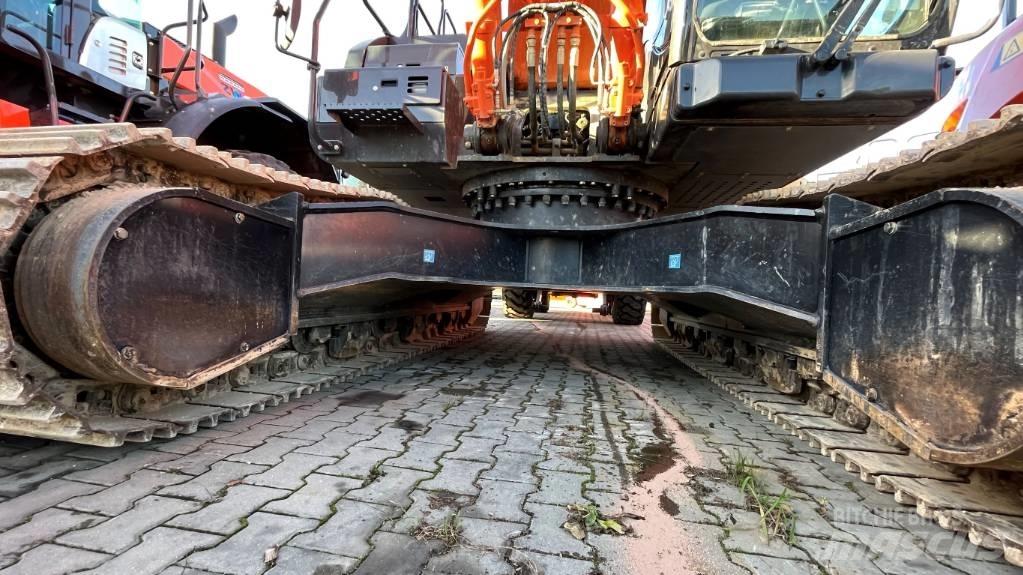 Hitachi ZX300LC-7 Raupenbagger