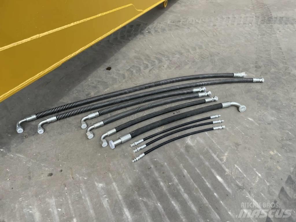 CAT 323 NG 15m Set Tieflöffel