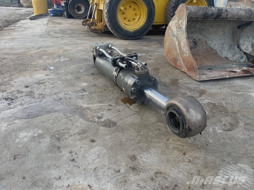 Liebherr A 910 Comp Hydraulik