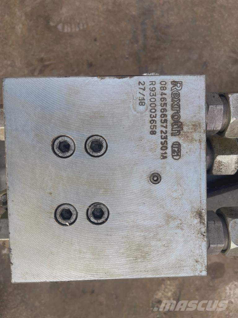 Liebherr A 910 Comp Hydraulik