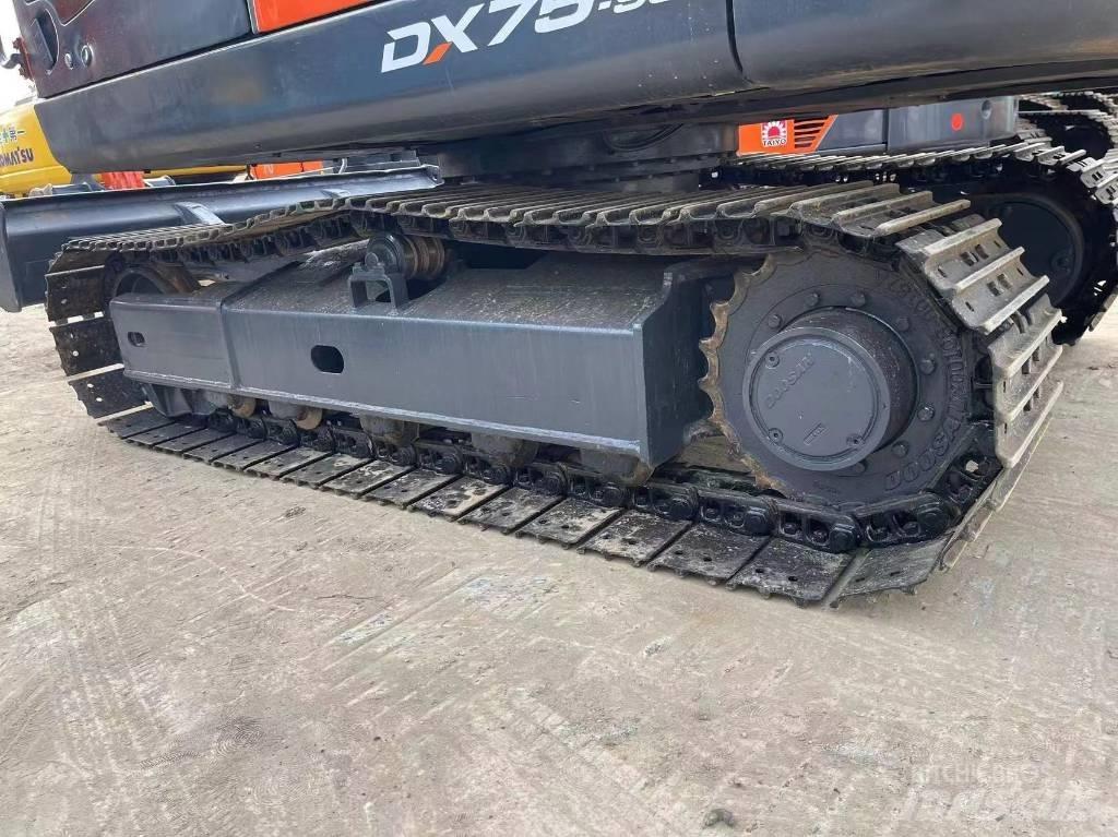 Doosan DX 75 Raupenbagger